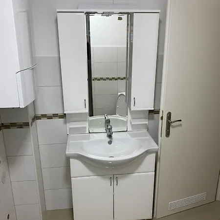 호텔 Prenociste Kod Zlaje Smederevska Palanka