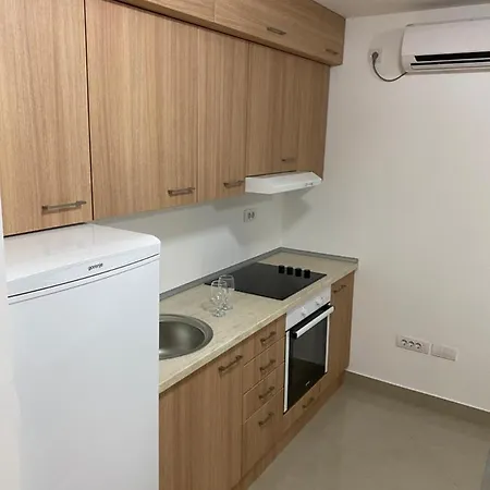 Prenociste Kod Zlaje