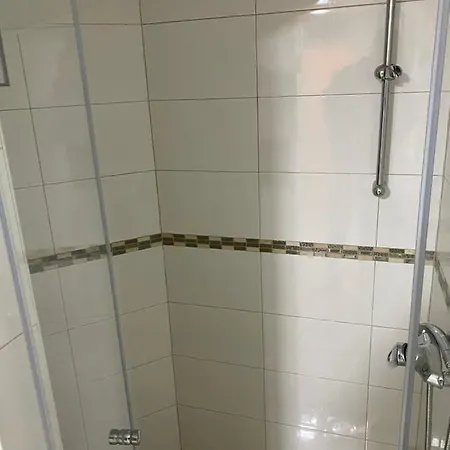 Prenociste Kod Zlaje