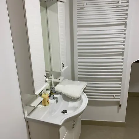 Prenociste Kod Zlaje * Smederevska Palanka