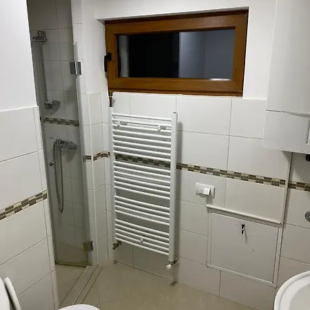 Prenociste Kod Zlaje * Smederevska Palanka